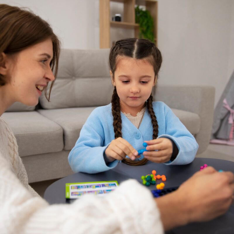 autism in girls signs, female autism symptoms, late autism diagnosis girls, ABA for girls